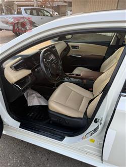 تويوتا أفالون